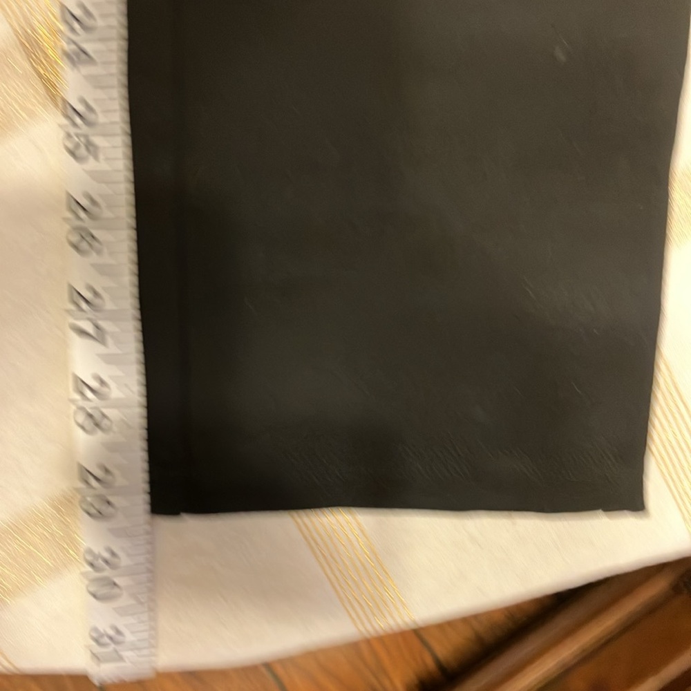 🎁2/$12 NWOT SERRA BLACK LEGGINGS WITH FALSE BACK POCKETS - Picture 4 of 7